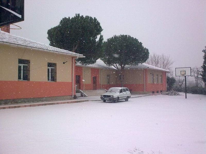 Yukarıkızılca İlkokulu 