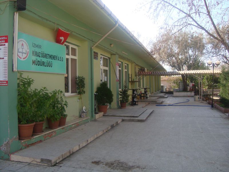 Öğretmen Evi Ve Akşam Sanat Okulu 