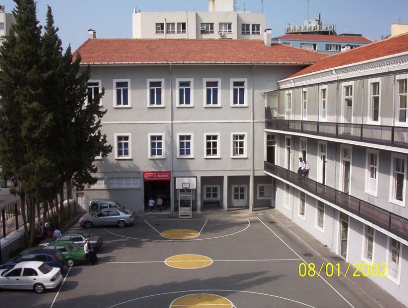 Konak İzmir Mesleki Ve Teknik Anadolu Lisesi 