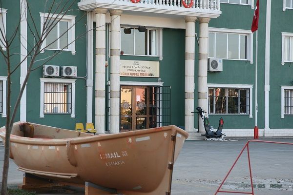 Konak Nevvar Salih İşgören Eğitim Kampüsü - 4 Mesleki Ve Teknik Anadolu Lisesi 