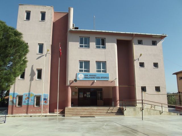 Mualla-Nusret Sezel Ortaokulu 