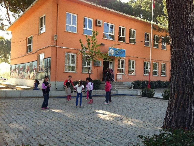 Değirmendere İlkokulu 