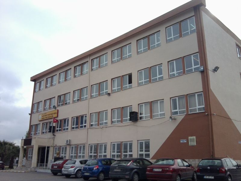 Menemen Halide Gencer Mesleki Ve Teknik Anadolu Lisesi 