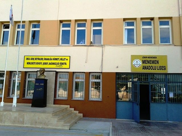 Menemen Anadolu Lisesi 