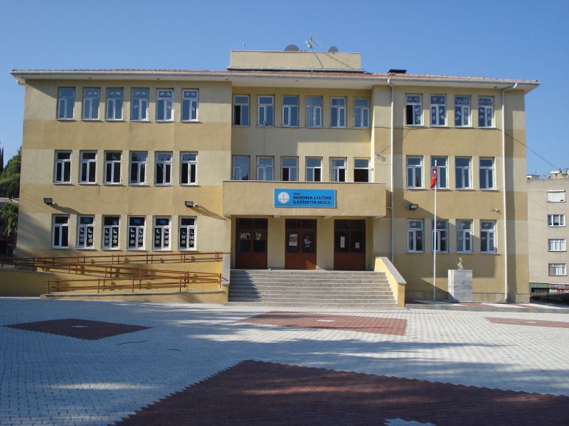 Menemen Gazi Ortaokulu 