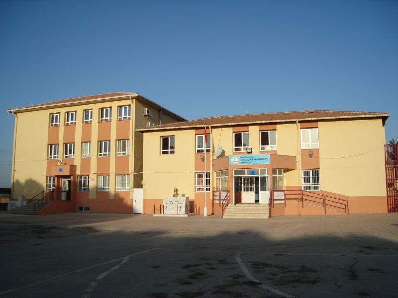 Kaymakçı Türk Hava Kurumu Ortaokulu 