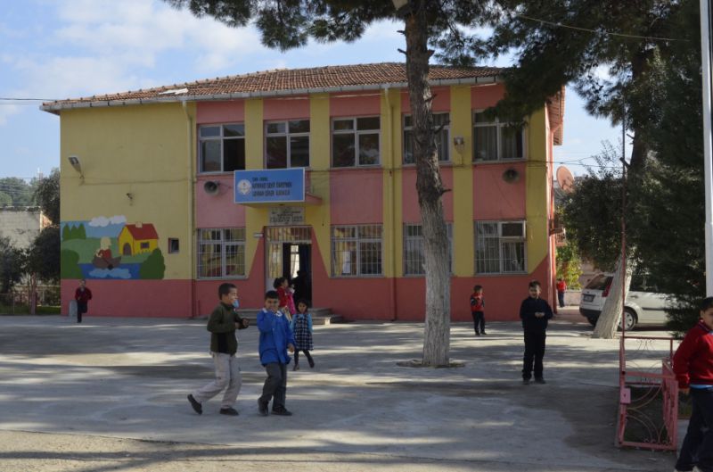 Kaymakçı Şehit Ögretmen Lokman Ceker İlkokulu 