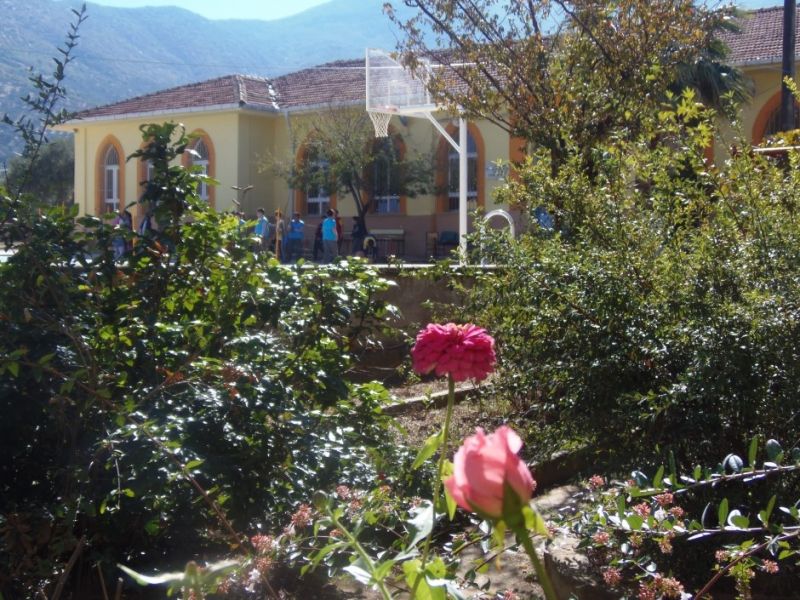 Şehit Er Kamil Alkan Ortaokulu 