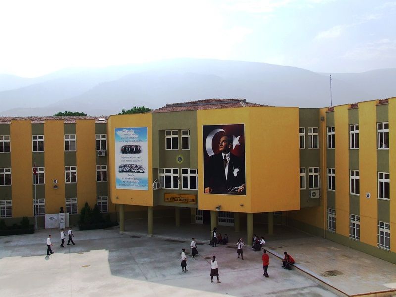 Tire Kutsan Anadolu Lisesi 