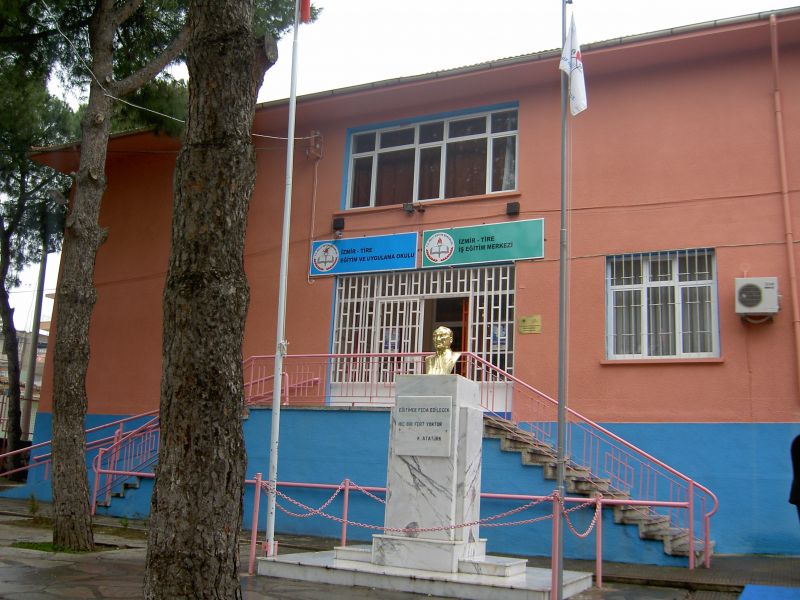 Tire Özel Eğitim İş Uygulama Merkezi (Okulu) 