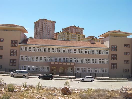 Tire Toki Şehit Mehmet Çağlar Bölük Ortaokulu 