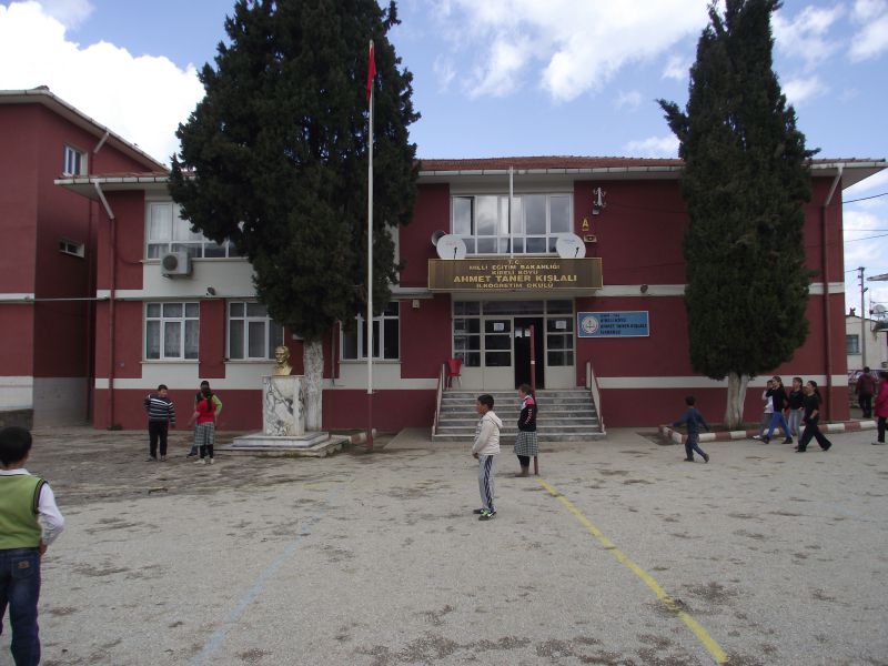 Kireli Ahmet Taner Kışlalı İlkokulu 
