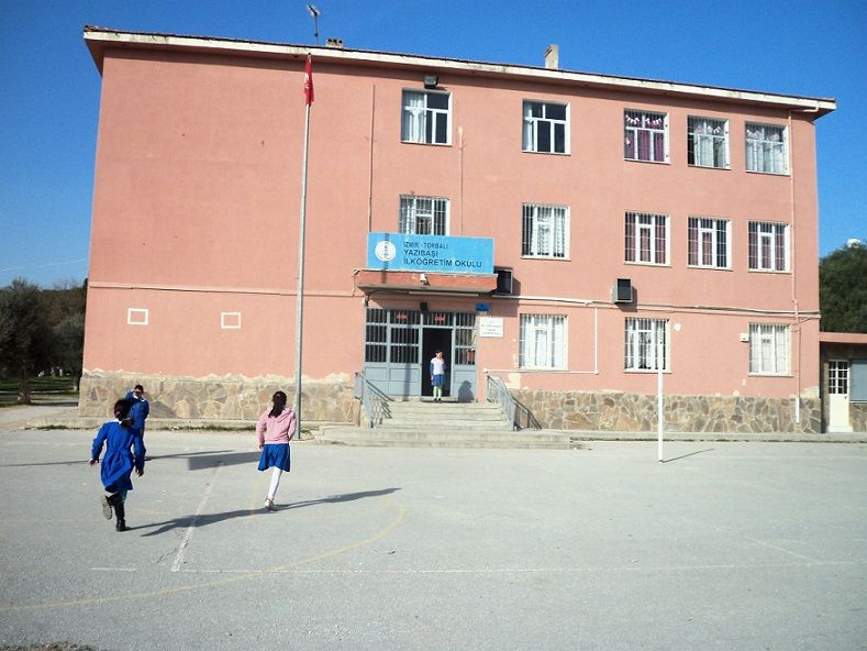 Yazıbaşı İlkokulu 