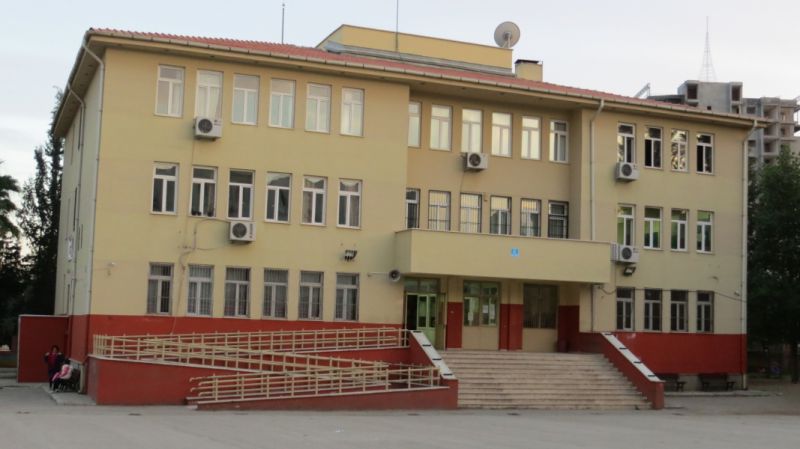 Dede Korkut Ortaokulu 