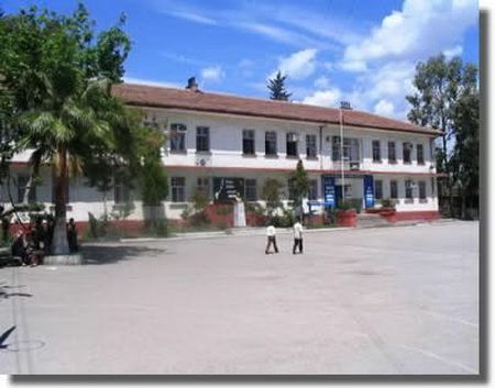 Manas Ortaokulu 