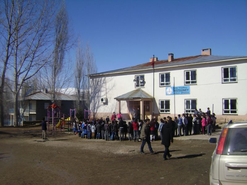 Bozgüney Ortaokulu 