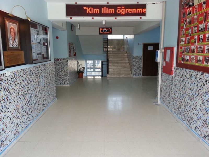 Emine Özgüler Gürsu İmam Hatip Ortaokulu 