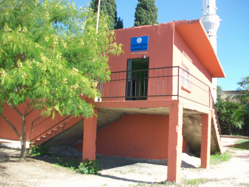 Yukarı Çiçekli İlkokulu 