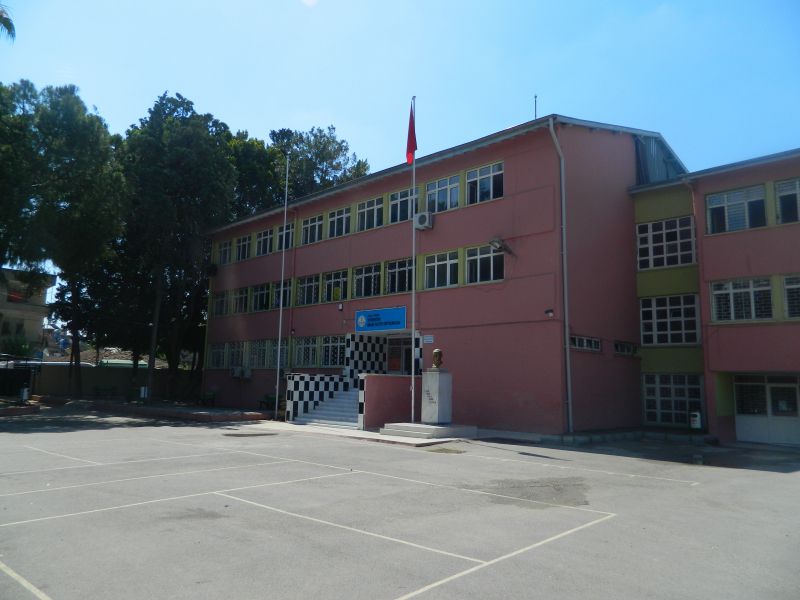 Yüreğir İmam Hatip Ortaokulu 