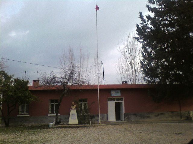 Danışment İlkokulu 