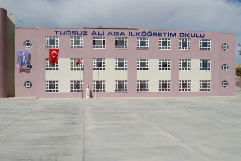 Tuğsuz Ali Ağa İlkokulu 