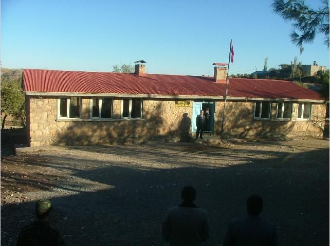 Oyalı İlkokulu 