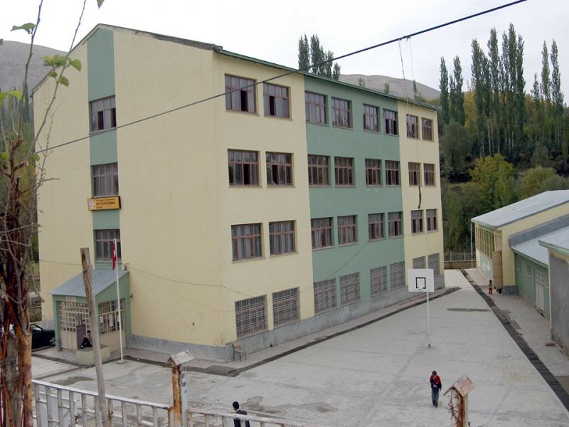Şehit Şeyho Şişman Anadolu Lisesi 