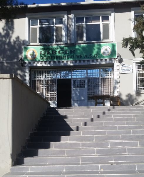 Gerger Öğretmenevi Ve Akşam Sanat Okulu 