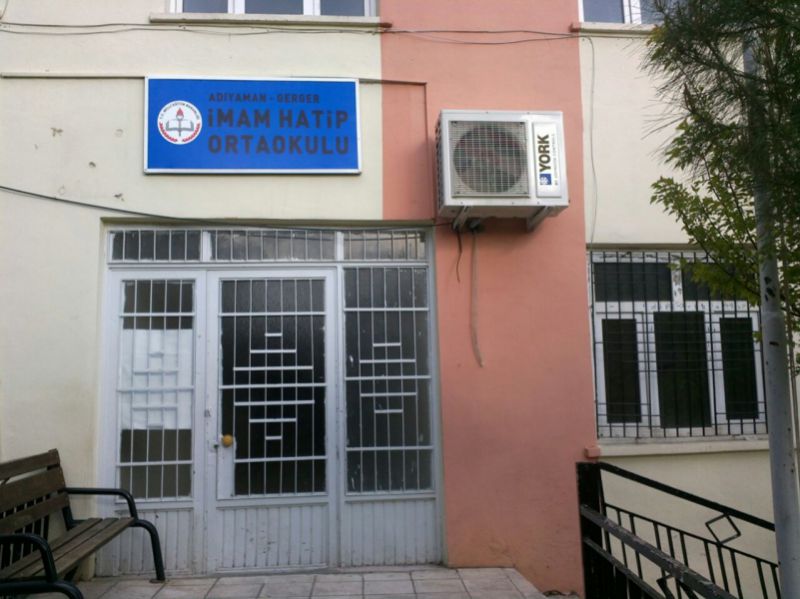 Gerger İmam Hatip Ortaokulu 