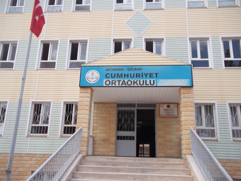 Cumhuriyet Ortaokulu 