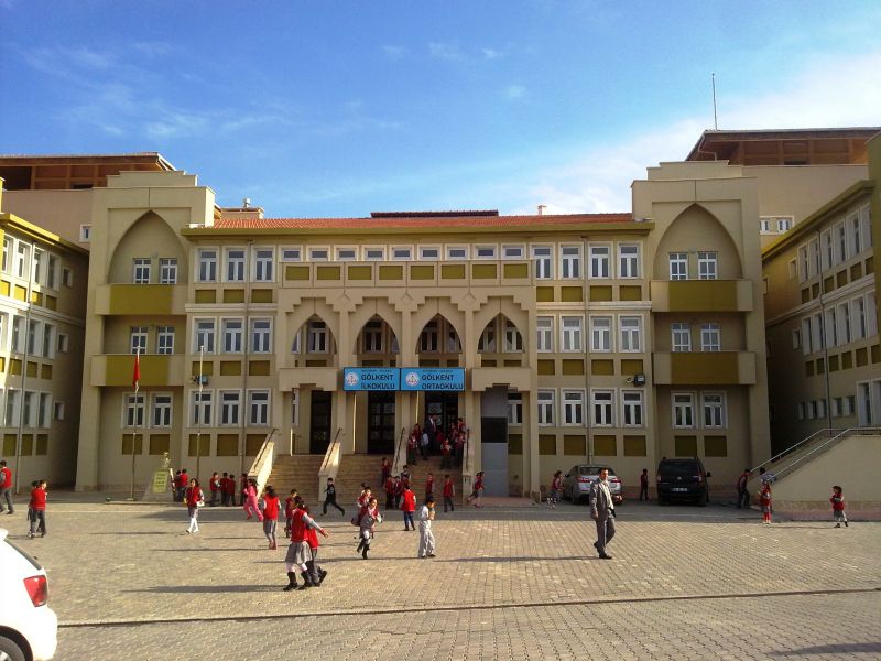 Gölkent Ortaokulu 