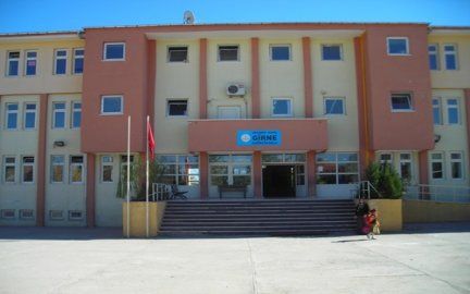 Girne Ortaokulu 