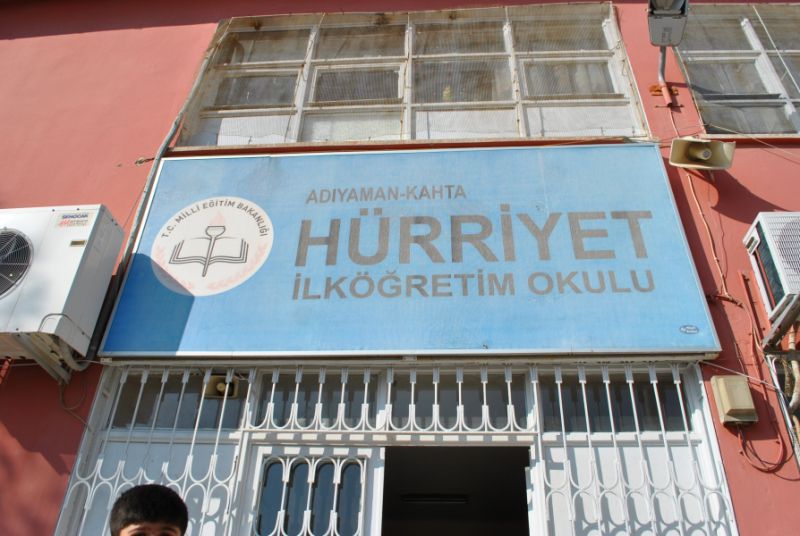 Kahta Hürriyet Ortaokulu 