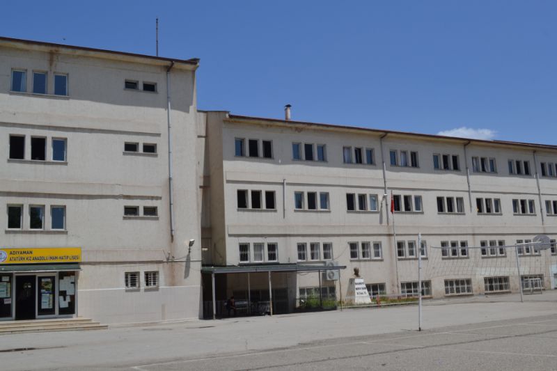 Atatürk Kız Anadolu İmam Hatip Lisesi 