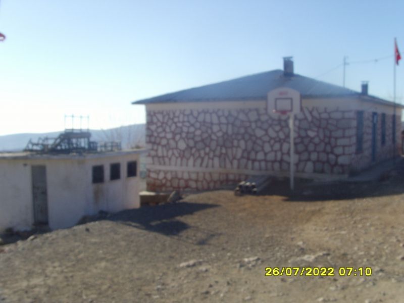 Küçük Hacıvert Mezrası İlkokulu 