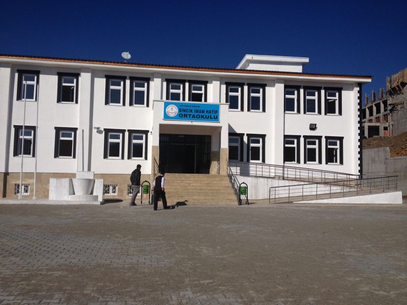 Sincik İmam Hatip Ortaokulu 