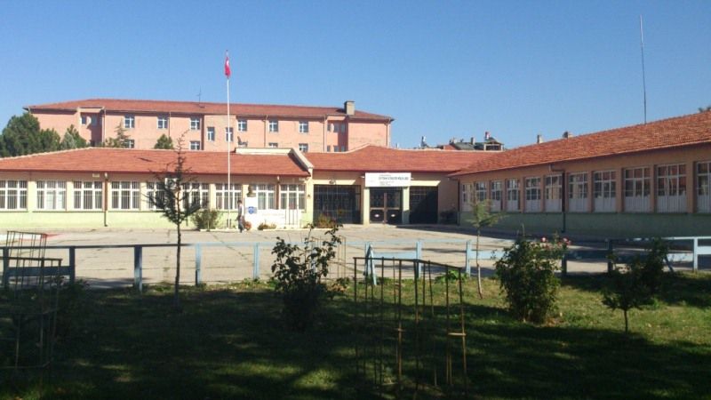 Çay Mesleki Ve Teknik Anadolu Lisesi 