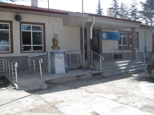 Karamık Ortaokulu 