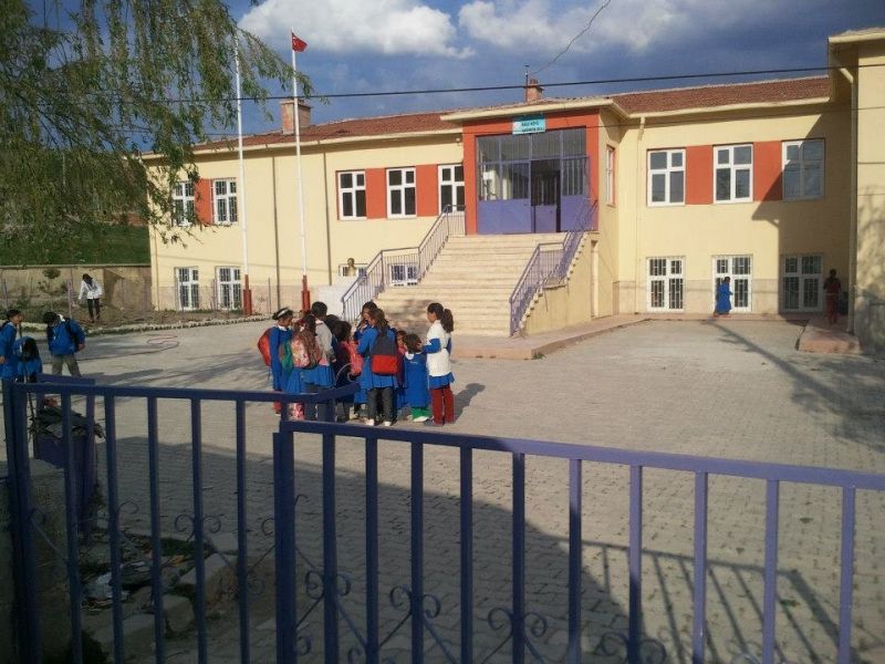 Kale İlkokulu 