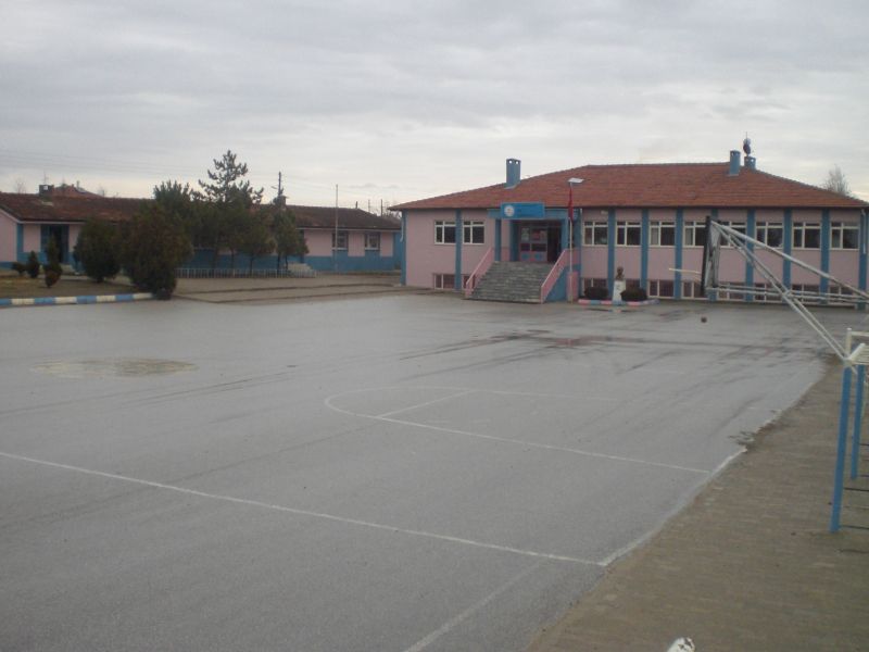Gömü İlkokulu 