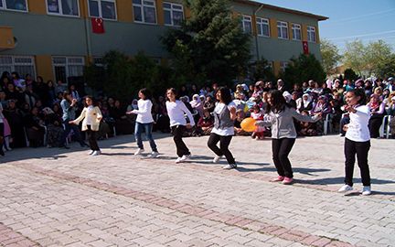 Şehit Hüdayi Çınar Ortaokulu 