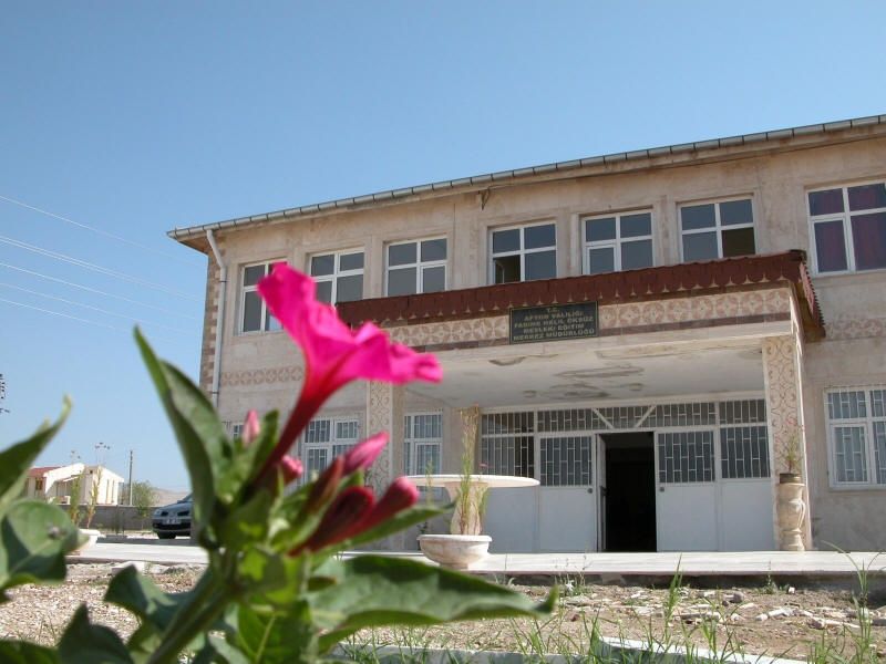 Fadime Ve Halil Öksüz Mesleki Eğitim Merkezi 
