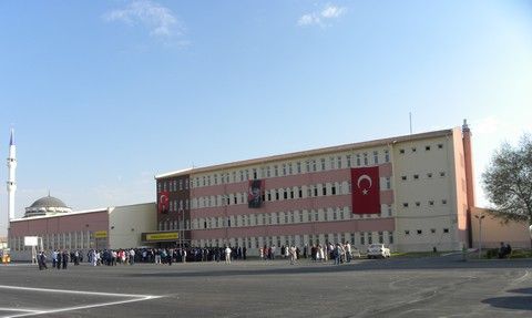 Ali Çağlar Anadolu Lisesi 