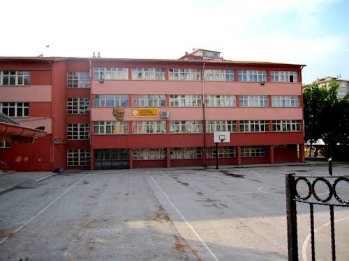Atatürk Anadolu Lisesi 