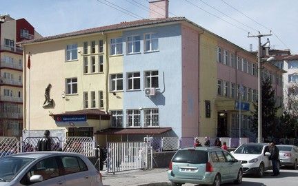 Hoca Ahmet Yesevi Ortaokulu 