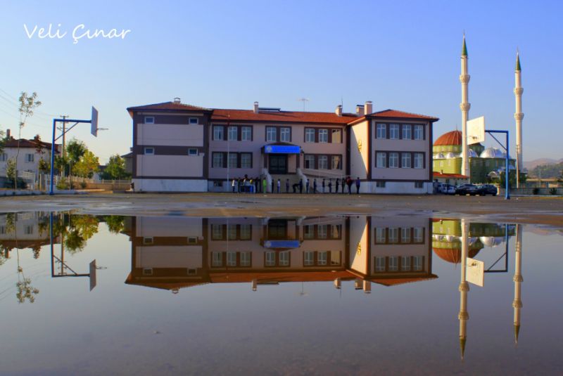 Huriye Aşkar Ortaokulu 