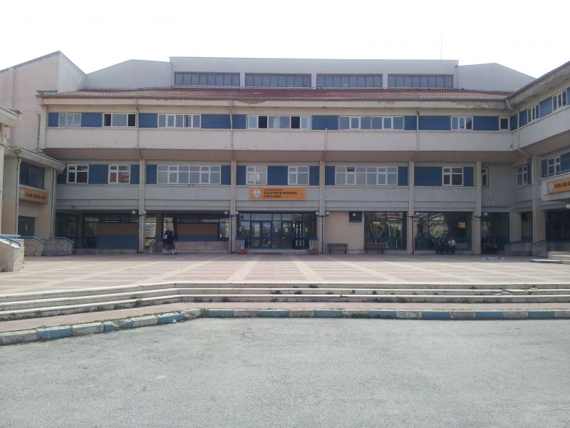 Süleyman Demirel Fen Lisesi 