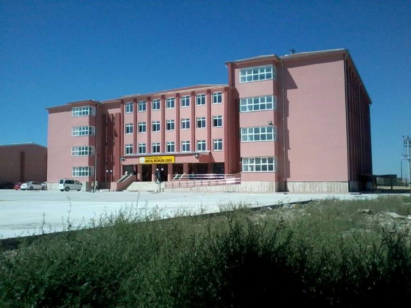 Toki Sosyal Bilimler Lisesi 