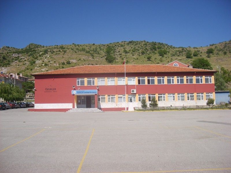 Özerler Ortaokulu 
