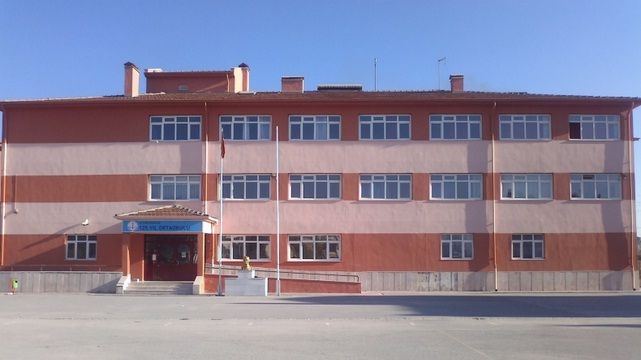 125. Yıl Ortaokulu 